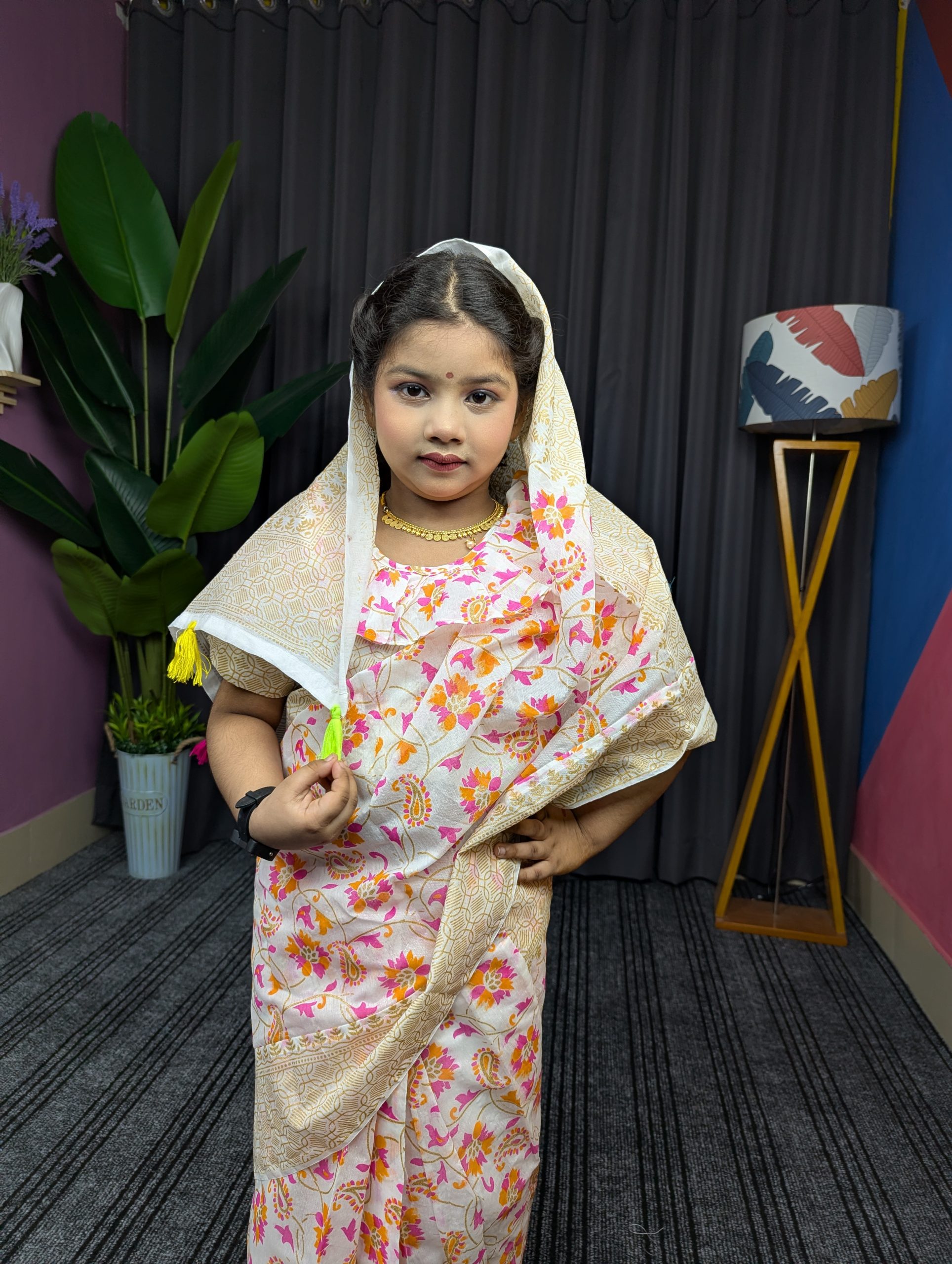 পিউর সুতি প্রিন্ট রেডি শাড়ি সাদা-011